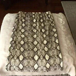 Snakeskin elastic waist stretchy knit knee length lined women’s skirt neutral L